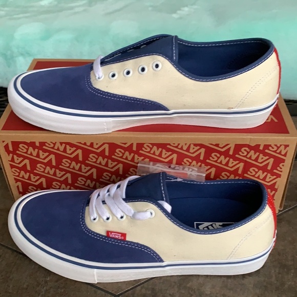 VANS AUTHENTIC PRO STV NAVY/CLASSIC WHITE WMNS - Picture 9 of 14